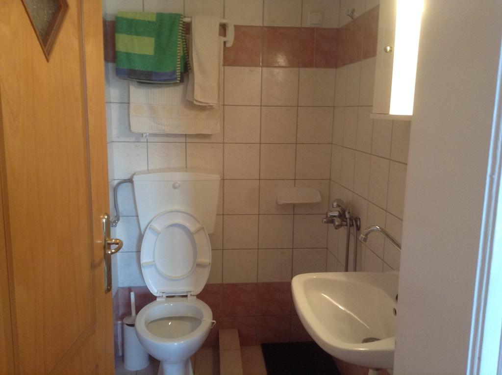 Πανδοχείο Λίμνης Πλαστήρα Hotel Kastania  Luaran gambar